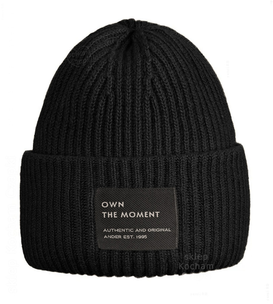 Czapka wełniana damska, merino i kaszmir, gruba, ciepła, z naszywką, Puro, czarna, 55-57 cm