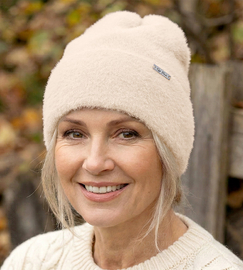 Czapka damska, alpaka syntetyczna, Nura, kremowa, rozm. 54-57 cm