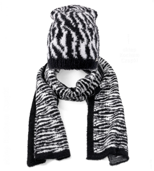  Komplet czapka i szalik damski w czarno-biały wzór tygrysi, Zerja, 55-58 cm