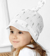 Czapka/chustka z daszkiem, muślinowa, dla dziewczynki,  Linderi, biała, 42-50 cm