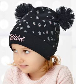 Cudna czapka Latoya z tiulowymi ozdobami  rozm. 50-54 cm