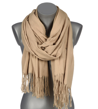 Szalik damski beżowy cienki z frędzlami – miękki, poliestrowy, na jesień i zimę