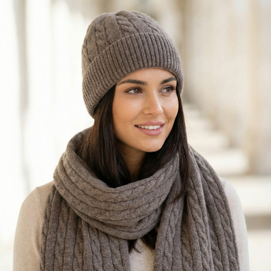 Ekskluzywny Komplet czapka i szalik,  Merino + Kaszmir,  taupe, 55-58 cm