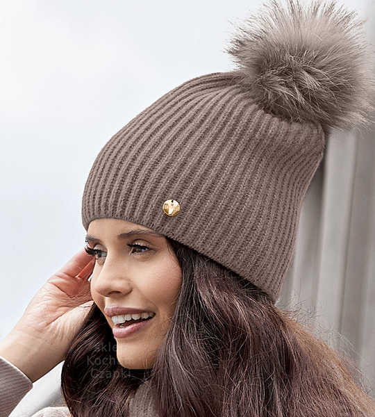 Elegancka czapka damska zimowa, wełniana, Jenova, beżowy ciemny, 55-59 cm