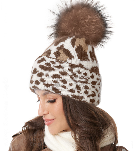  Czapka Damska z Angory z Pomponem z Jenota, Quesis, panterka, 56-60 cm