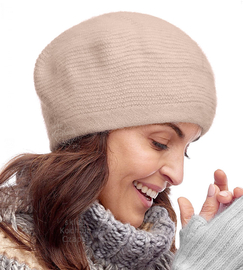 Beret damski zimowy, angora, Kiunara, beżowy, 56-60 cm