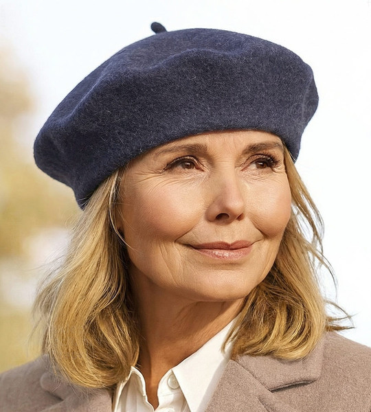 Beret damski zimowy, granatowy, Vineca, 55-57 cm