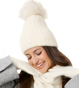 Czapka zimowa z angory z pomponem z jenota, Natilla, śmietankowa, 55-57 cm