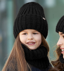 Czapka i komin dla dziewczynki, komplet zimowy, Rivola, czarny, 50-54 cm