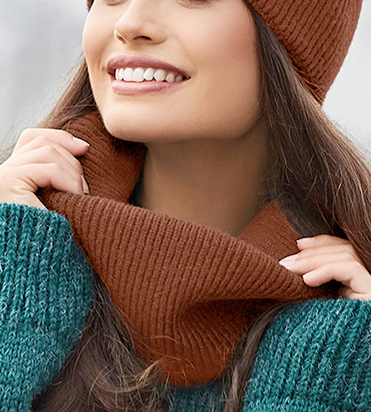 Komin damski wełniany, na szyję, cynamonowy