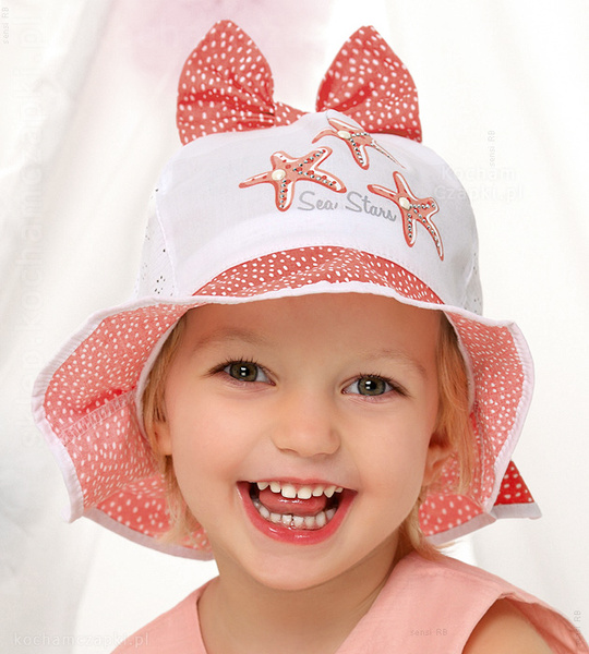 Kapelusze dla dziewczynek,  Sea Stars z dziureczkami na upał rozm. 52-54 cm