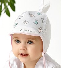 Czapka niemowlęca, z daszkiem, dla dziewczynki, biała + róż pudrowy, Emina,  37-38 cm