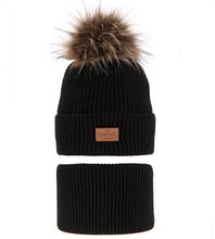 Czarny komplet dla chłopca: czapka i komin zimowy, Apold  rozm. 52-55 cm