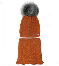 Elegancka czapka damska, komplet z kominem Sansa D, rozm. 54-56 cm