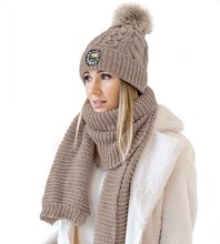 Komplet damski: czapka i szalik zimowy Livja z rozm. 56-58  cm
