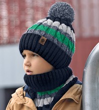 Komplet zimowy  Danne, czapka z pomponem i komin rozm. 54-56 cm