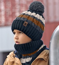 Komplet zimowy  Danne, czapka z pomponem i komin rozm. 54-56 cm