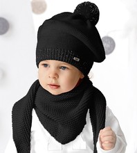 Komplet zimowy dla dziewczynki, beret i chusta, Pedra, czarny, 46-50 cm