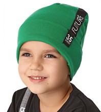 Modna czapka młodzieżowa, zielona bawełniana  r. 54-56 cm