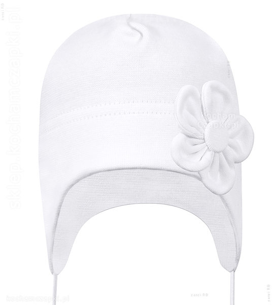 Biała czapka bawełniana z kwiatem, wiązana Damma  rozm. 38-40 cm