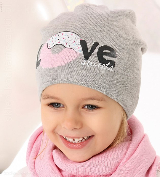 Czapka wiosenna z dzianiny dla dziewczynki Love Sweets rozm  48-51